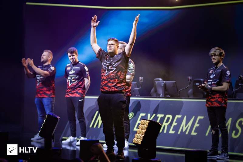 从兮拉笑我到兮猛惊我！xiye阿狸关键抢大龙Ning队击败水晶队