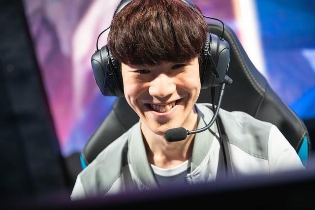 2025LCK奖项出炉：ShowMaker当选年度最佳选手